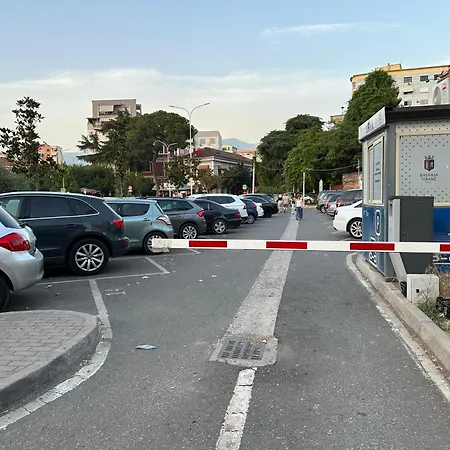 Jo-al, New Bazaar! דירה