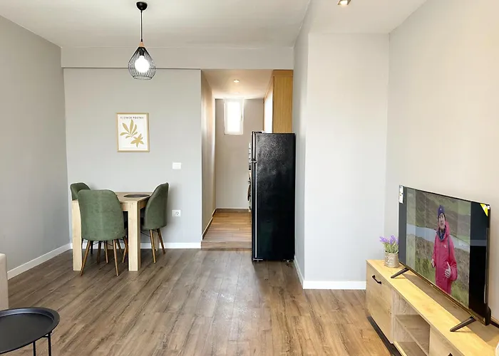 Jo-al, New Bazaar! * 地拉那